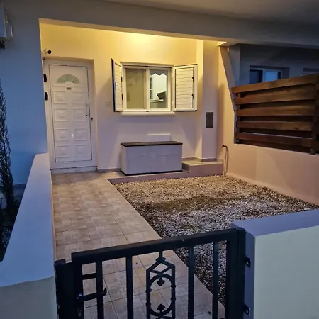 Sun Island Apartman Paphos